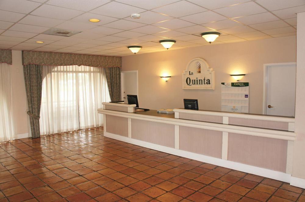 Days Inn By Wyndham Del Rio Exterior foto