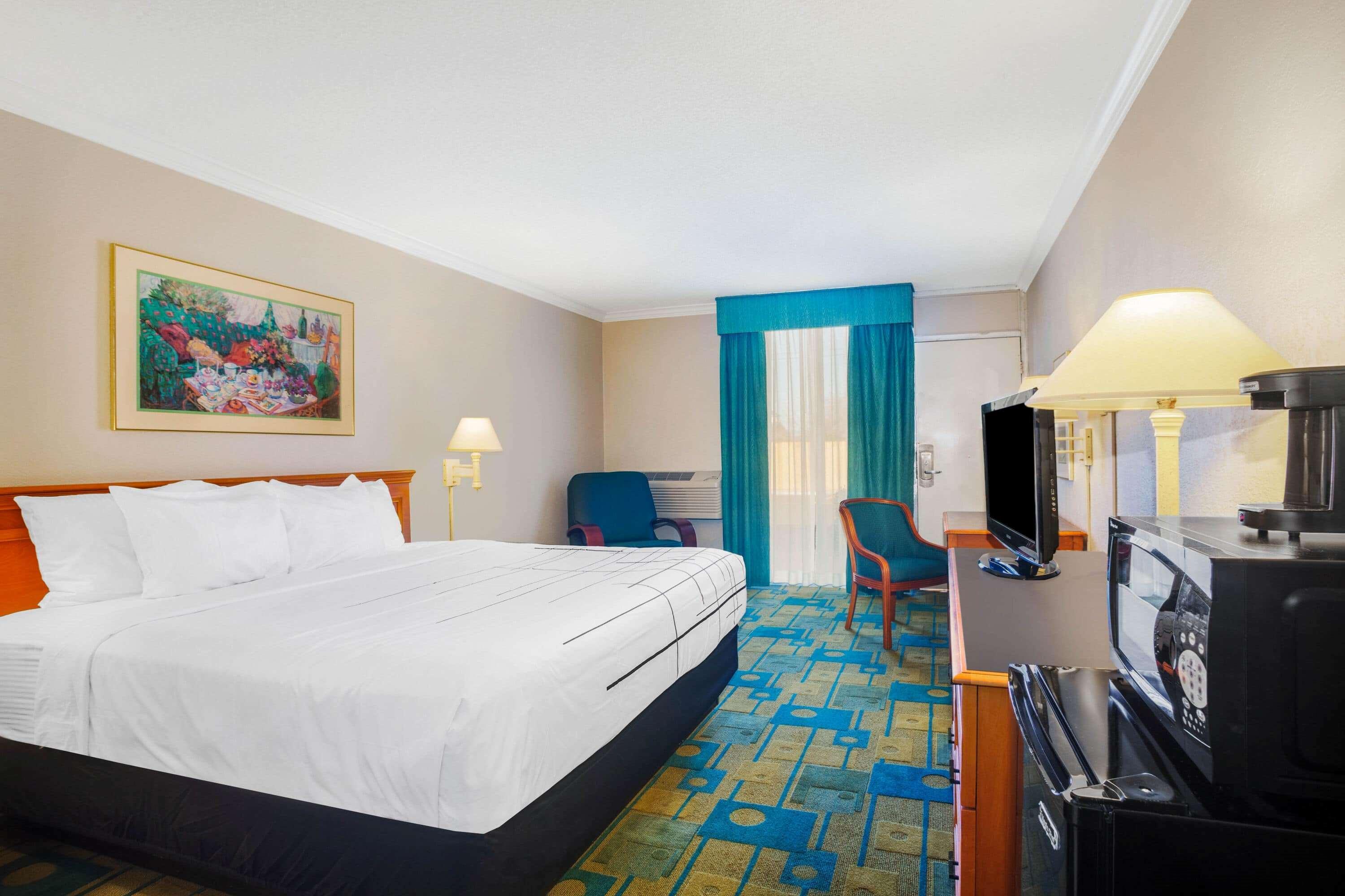 Days Inn By Wyndham Del Rio Exterior foto